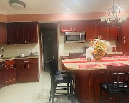 Minutes From Jfk, Beautiful Home With Peaceful, Cosy, Private Room Ню Йорк Екстериор снимка