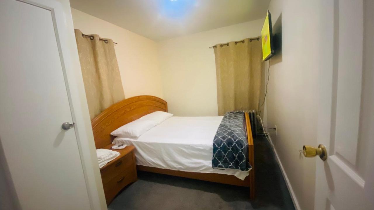 Minutes From Jfk, Beautiful Home With Peaceful, Cosy, Private Room Ню Йорк Екстериор снимка